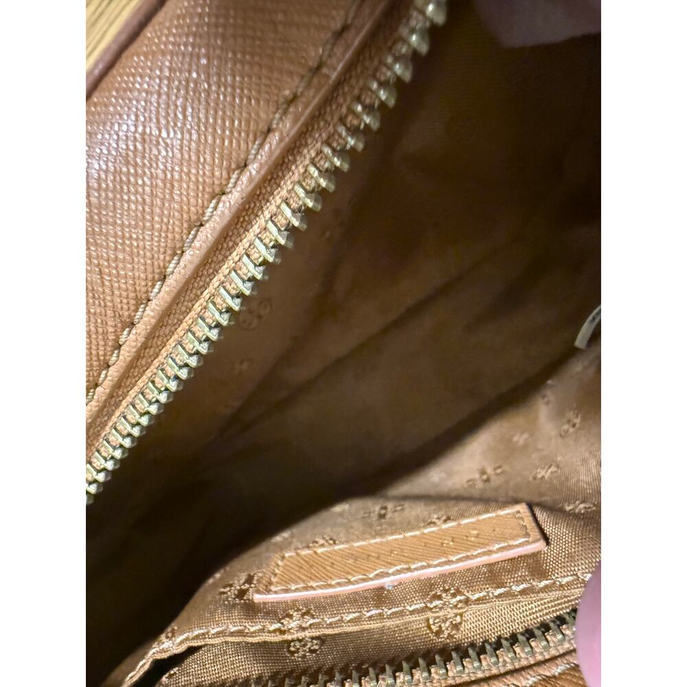 Tory Burch Emerson Crossbody Bag - Picture 5 of 10
